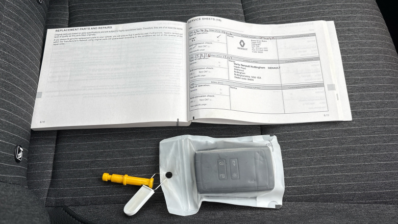 Renault Clio 1.0 TCe 90 Techno 5dr Petrol Hatchback